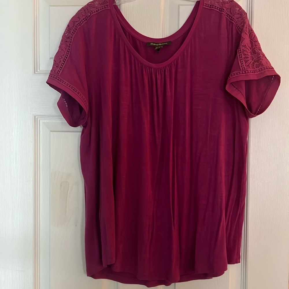 Women’s Tommy Bahama Short-sleeved Knit Top in Magenta Size XL